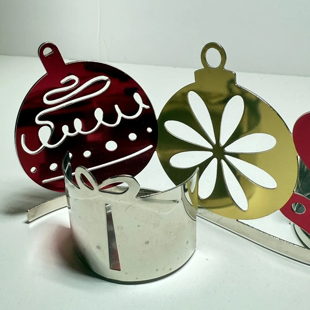 Bath & Body Works Christmas Ornament Design Tealight Candle Holder Multicolor‎